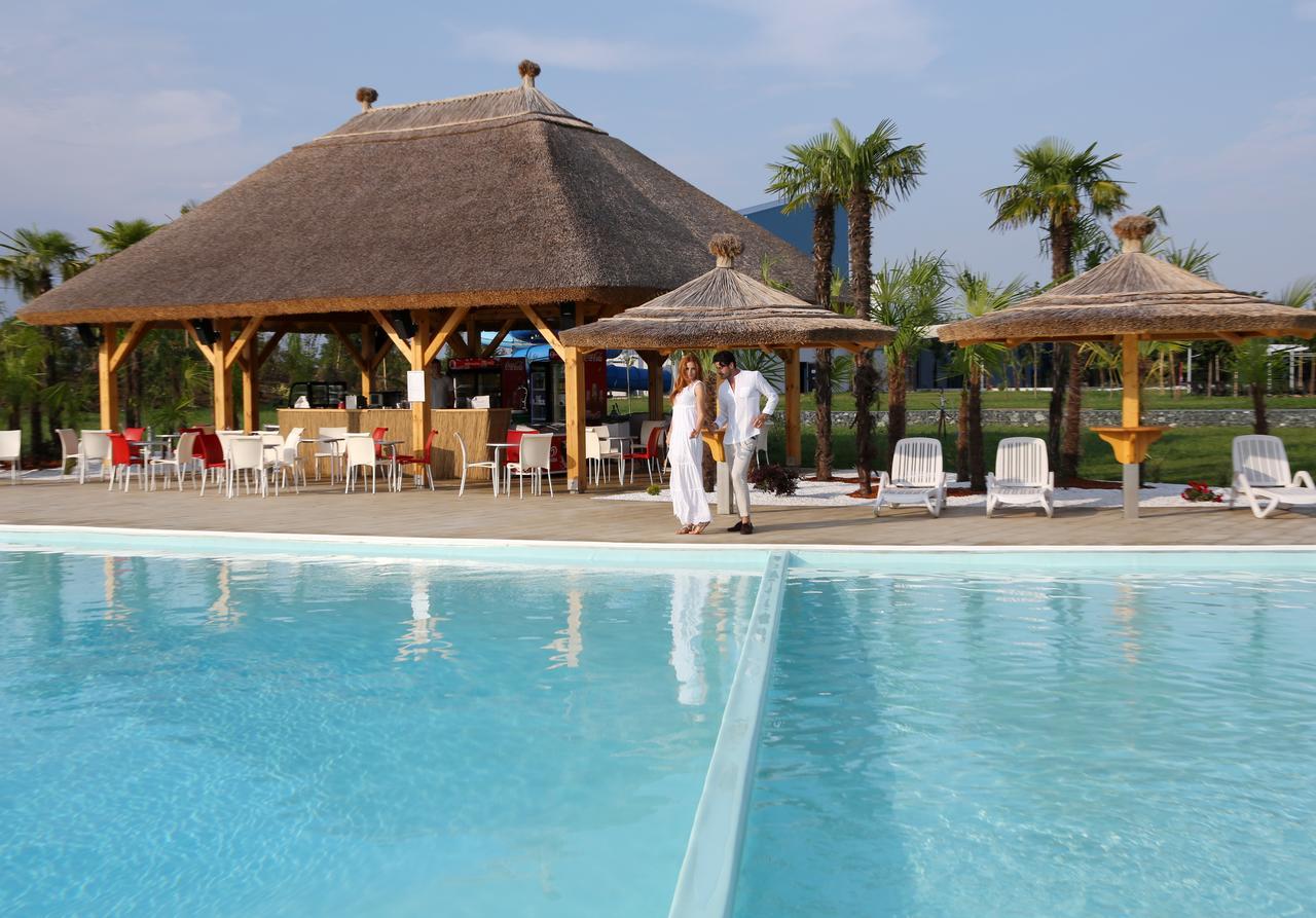 Mjus Resort & Thermal Park Kormend Exterior photo