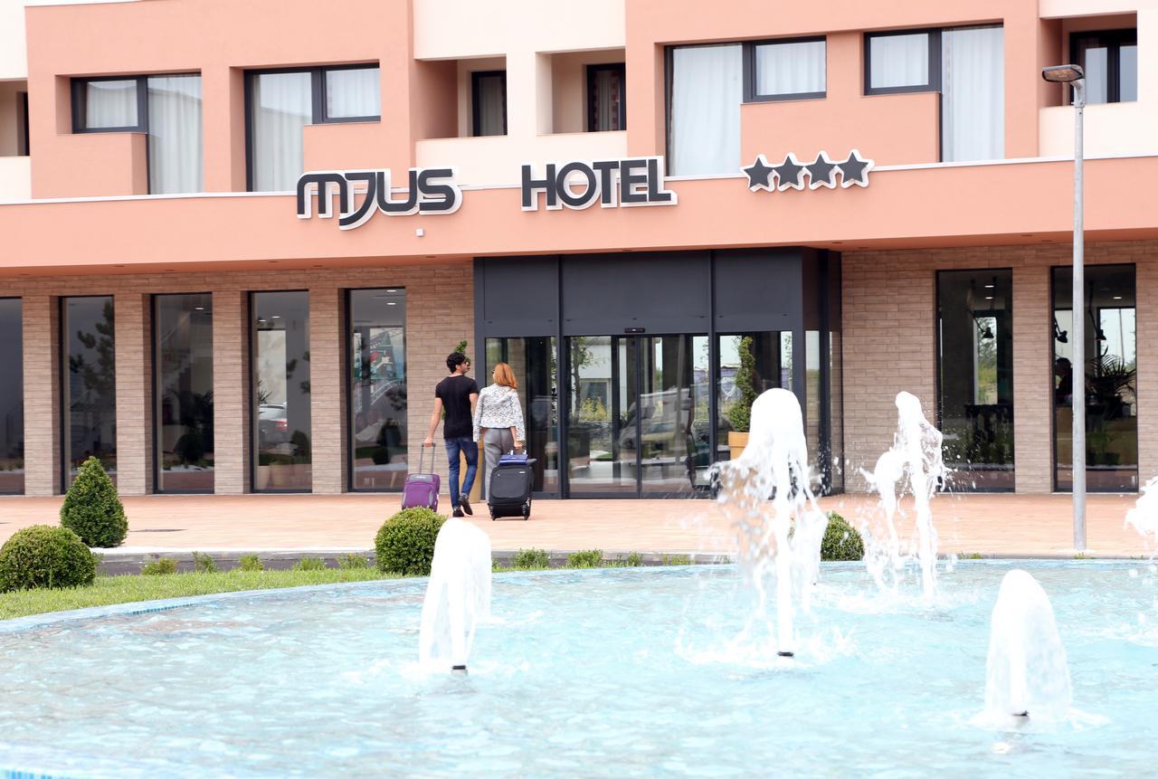 Mjus Resort & Thermal Park Kormend Exterior photo